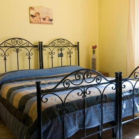 B&B Mare Nostrum Catona Di Reggio Calabria Habitación foto