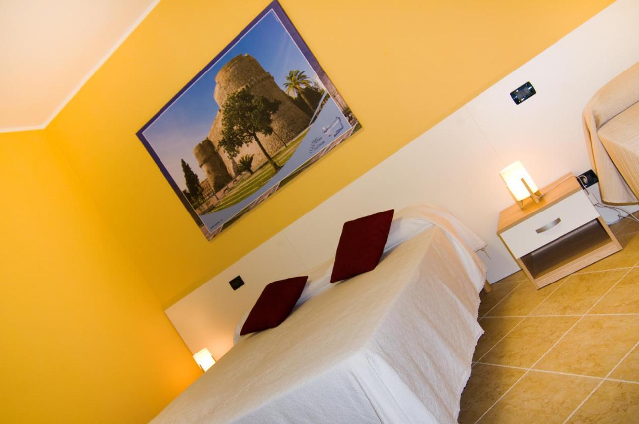 B&B Mare Nostrum Catona Di Reggio Calabria Exterior foto